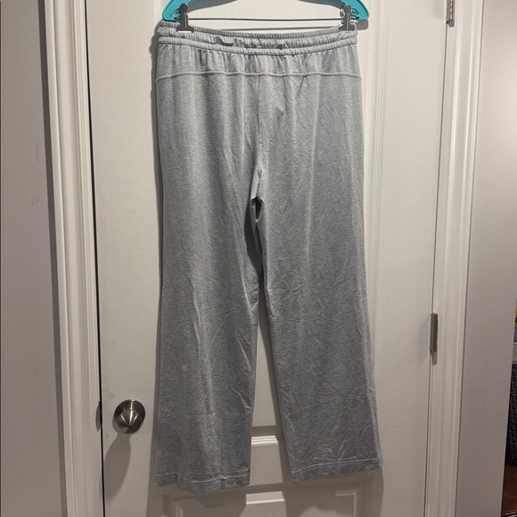 3-Lululemon Soft Jersey Straight-Leg Mid-Rise Pant - Picture 9 of 11